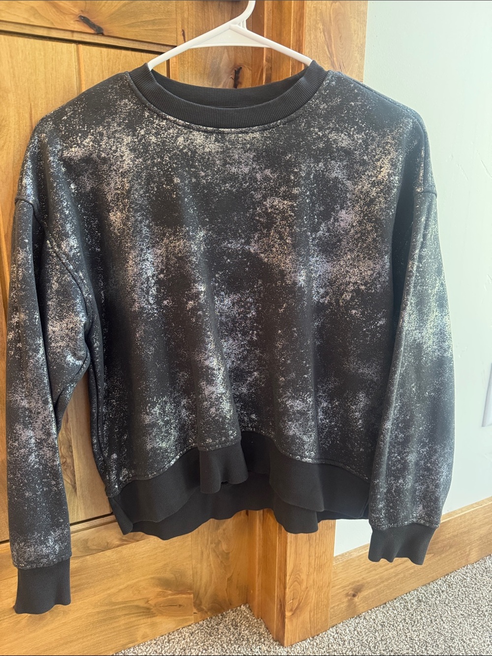 Old Navy Black and White Speckled Crewneck Sweatshirt